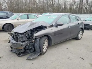 MAZDA 3 2013