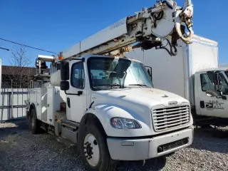 FREIGHTLINER M2 2014