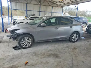 MAZDA 3 2012