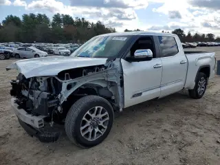 TOYOTA TUNDRA 2025
