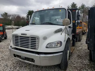 FREIGHTLINER M2 2020