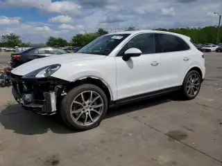 PORSCHE CAYENNE 2023