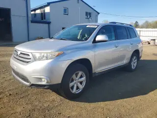 TOYOTA HIGHLANDER 2013