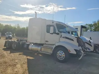 PETERBILT 579 2024