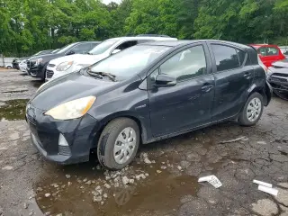 TOYOTA PRIUS C 2012