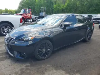 LEXUS IS 2016