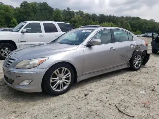 HYUNDAI GENESIS 2013