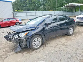 NISSAN VERSA 2020