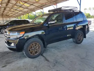 TOYOTA LAND CRUISER 2020
