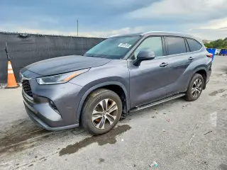 TOYOTA HIGHLANDER 2021