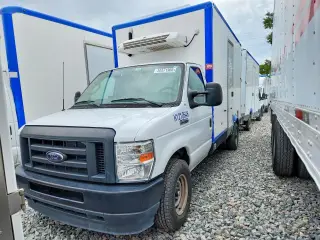FORD E350 2024