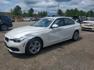 BMW 330 2018