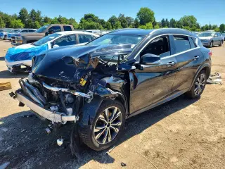 INFINITI QX30 2017