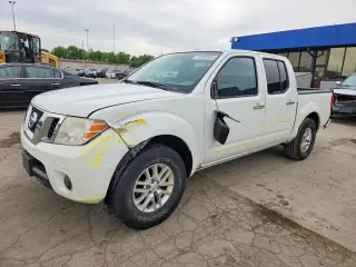 NISSAN FRONTIER 2014