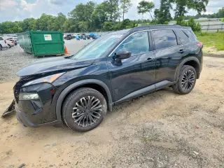 NISSAN ROGUE 2026