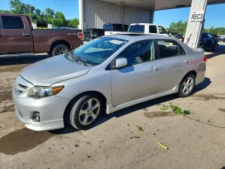 TOYOTA COROLLA 2012