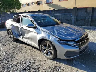 VOLKSWAGEN JETTA 2024