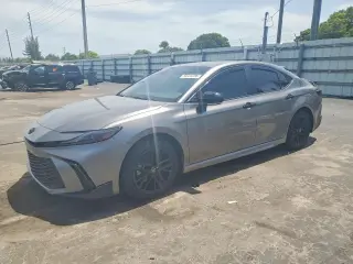 TOYOTA CAMRY 2025