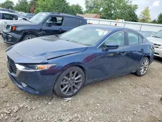 MAZDA 3 2019