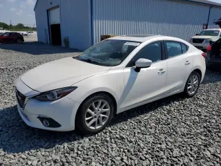 MAZDA 3 2015
