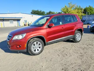 VOLKSWAGEN TIGUAN 2010