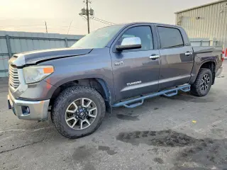 TOYOTA TUNDRA 2017