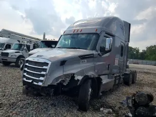 FREIGHTLINER CASCADIA 126 2021