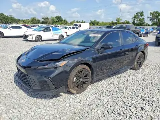 TOYOTA CAMRY 2026