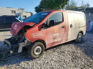 NISSAN NV200 2015