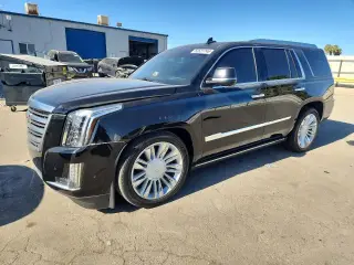 CADILLAC ESCALADE 2017