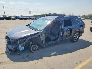 SUBARU OUTBACK 2025