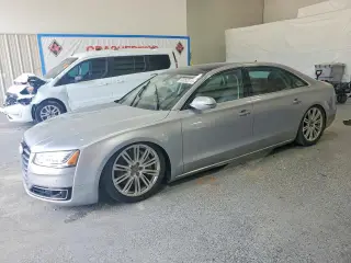 AUDI A8 2015