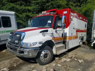 INTERNATIONAL 4000 2014