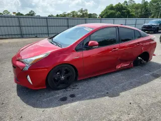 TOYOTA PRIUS 2017