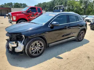 MERCEDES-BENZ GLA 2021