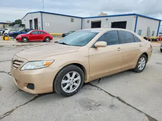 TOYOTA CAMRY 2011