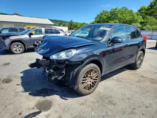 PORSCHE CAYENNE 2018