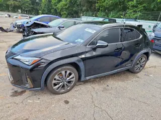 LEXUS UX 2019