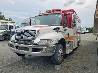 INTERNATIONAL 4000 2013
