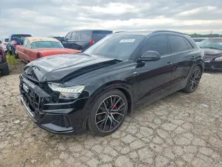 AUDI Q8 2020