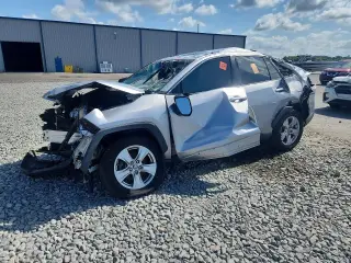 TOYOTA RAV4 2021