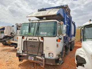 AUTOCAR LLC XPEDITOR 2017