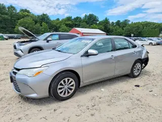 TOYOTA CAMRY 2017