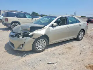 TOYOTA CAMRY 2014