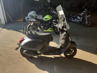VESPA GTS/SEI GIORNI 2024