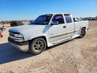 CHEVROLET SILVERADO 2001