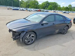 HYUNDAI ELANTRA 2025