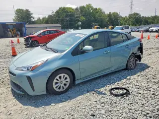 TOYOTA PRIUS 2021