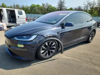 TESLA MODEL X 2025