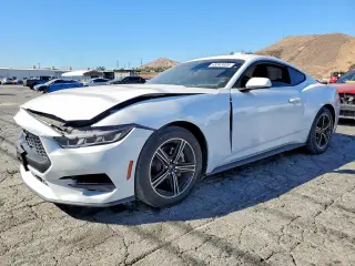 FORD MUSTANG 2024